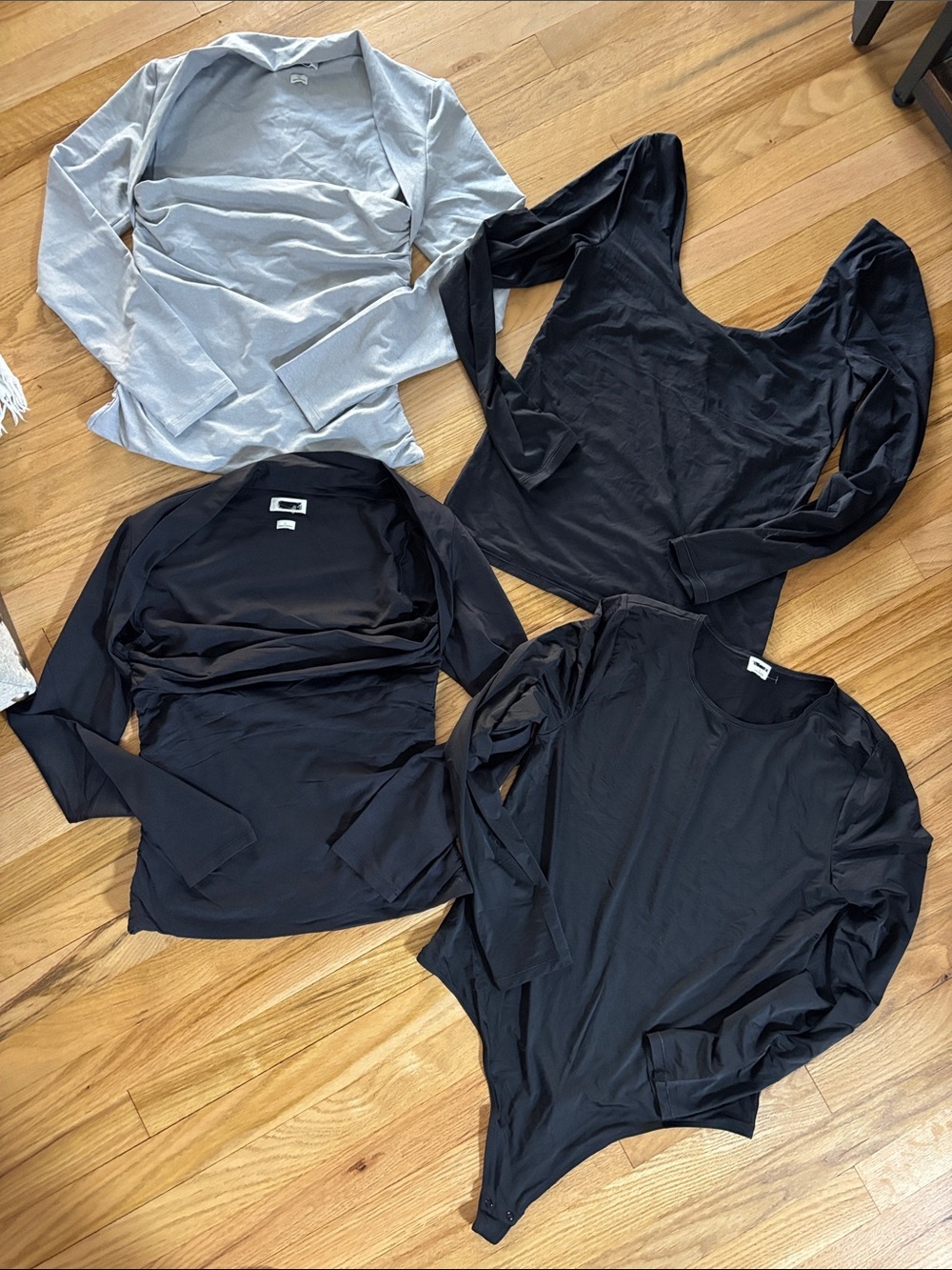 Aritzia NWOT Clean Girl Aesthetic Long Sleeve Tops & Bodysuits - Black & Grey